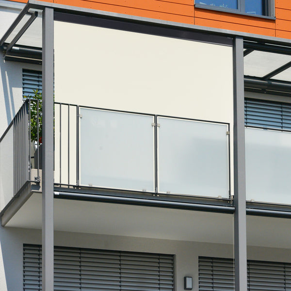 Beige verticaal zonnescherm met zwengel